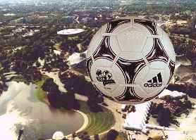 OLYBALL.jpg (11597 Byte)